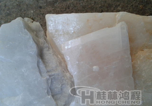 長石，長石粉，長石的用途