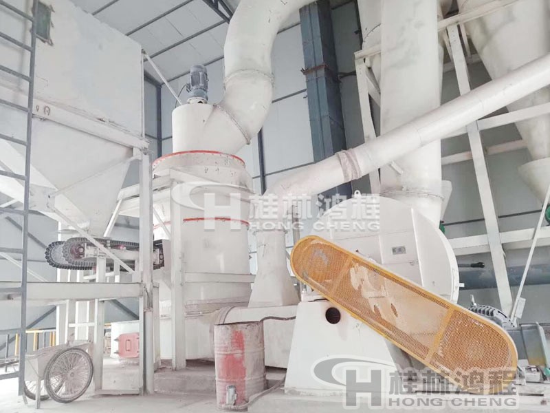 石灰石磨粉機(jī)設(shè)備350目時產(chǎn)20噸湖北 HC1700石灰石磨粉機(jī)設(shè)備350目時產(chǎn)20噸湖北客戶現(xiàn)場圖片