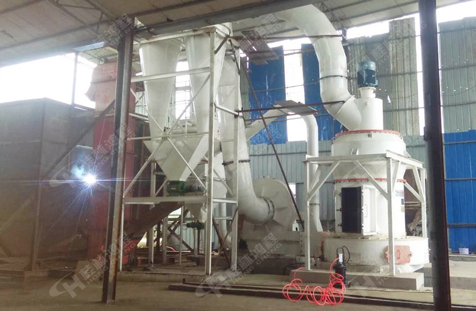 325目白云石粉生產(chǎn)設(shè)備HCQ新型磨粉機江西建材廠客戶投產(chǎn) 325目白云石粉生產(chǎn)設(shè)備HCQ新型磨粉機江西建材廠客戶投產(chǎn)